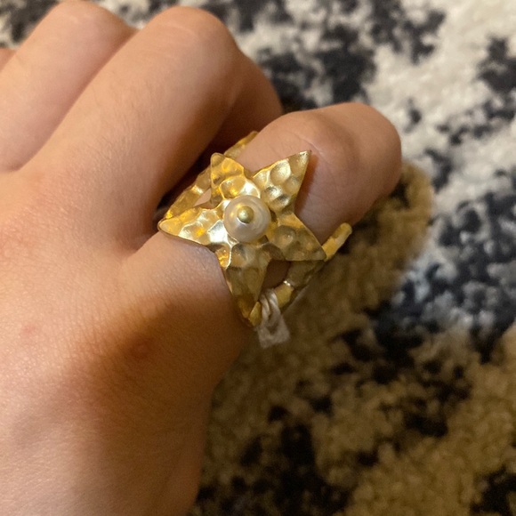 DIOR SEA GARDEN RING Gold-Finish Metal with a White Resin Pearl size M - Picture 1 of 7